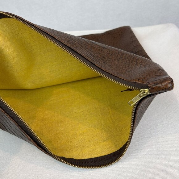 Brown Crocodile Embossed Faux Leather Zippered Bag Pouch Laptop Files - Picture 8 of 10